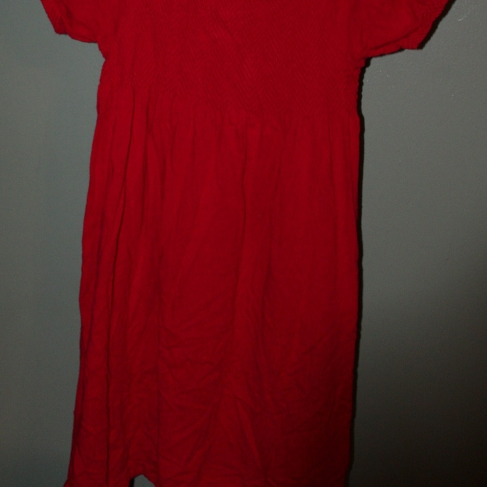 Red Dress - Picture 2 of 3